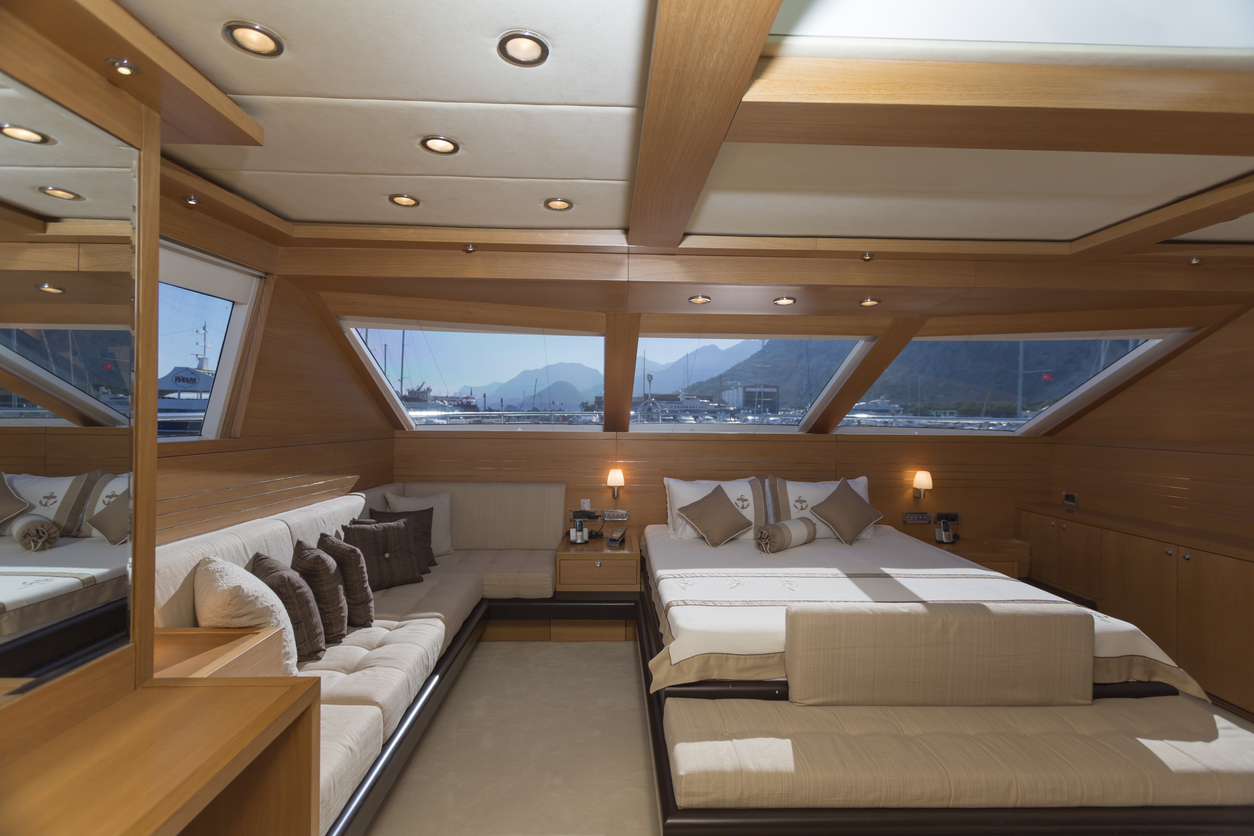 yacht renovation